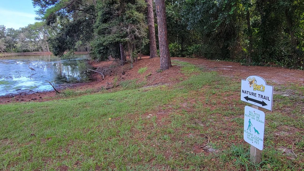 Bee's RV Resort