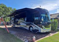 Golden Palms Luxury Motorcoach Resort