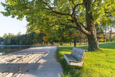 School Section Lake Veteran's Park