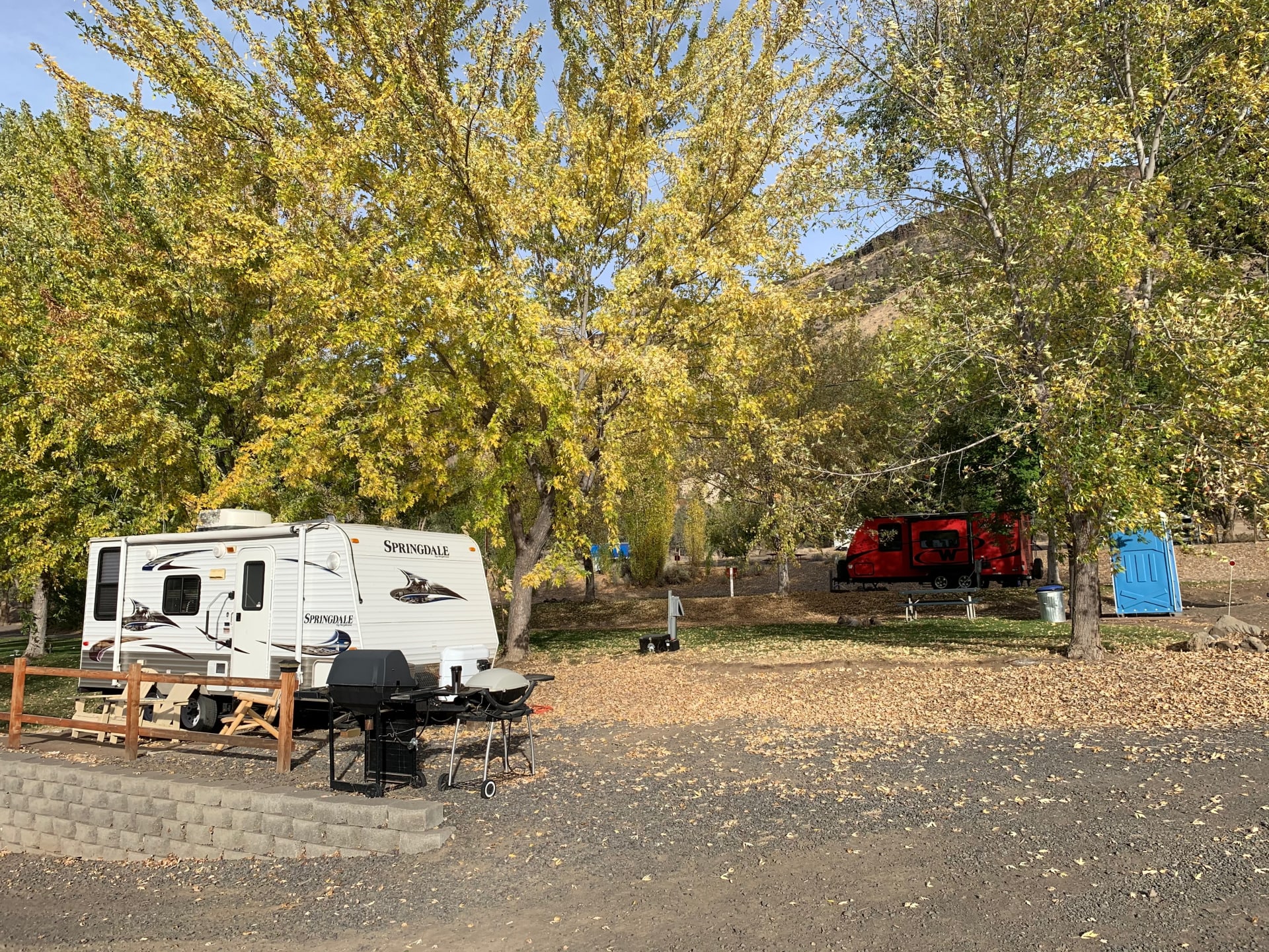 Deschutes River Fly Shop and Camp