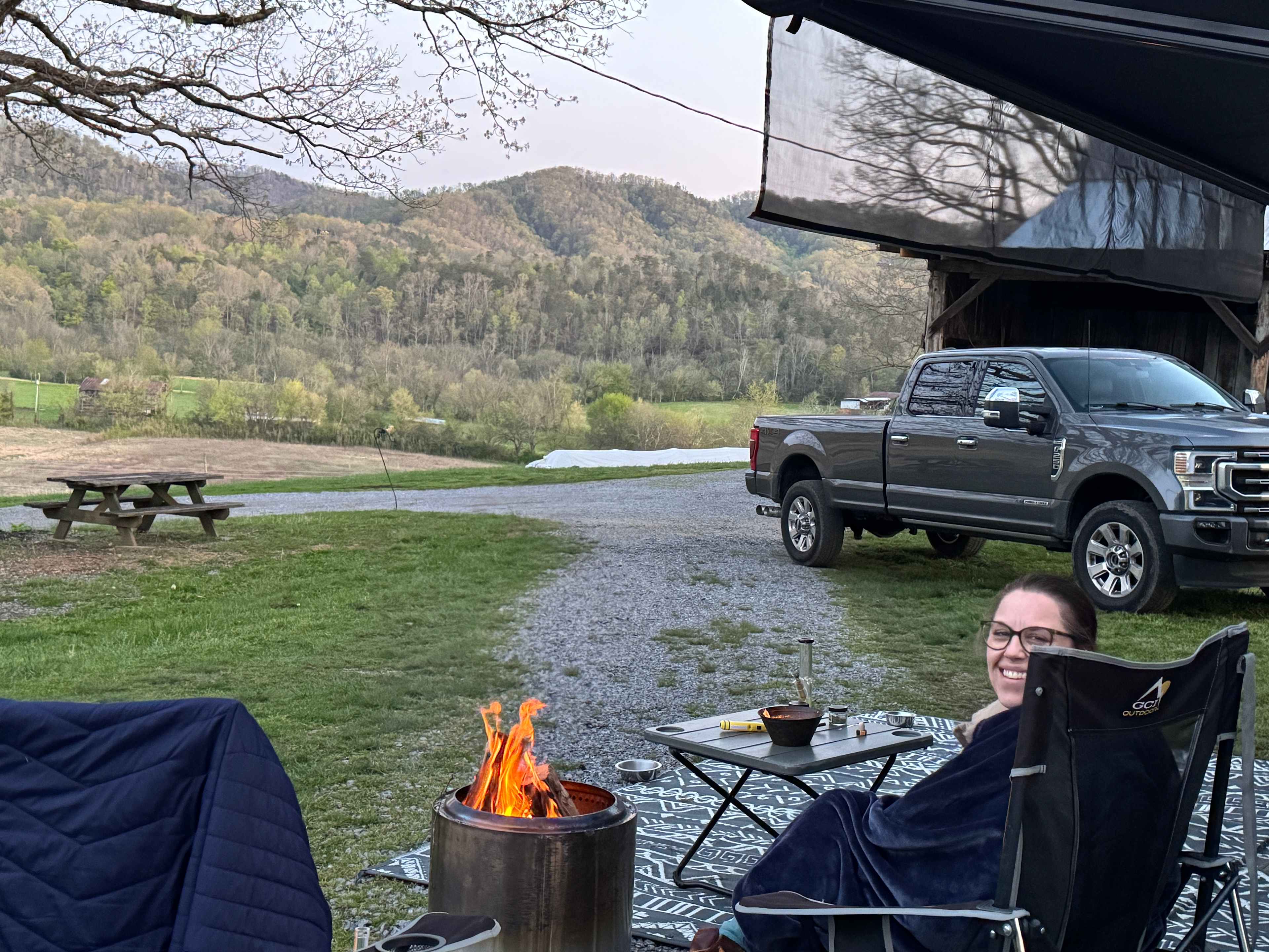 Mountain RV Pads Full Hookup
