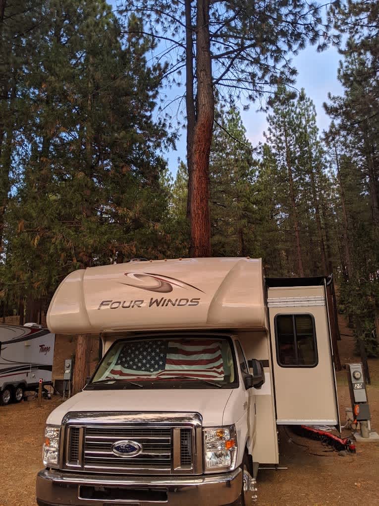 Sleepy Hollow RV Park
