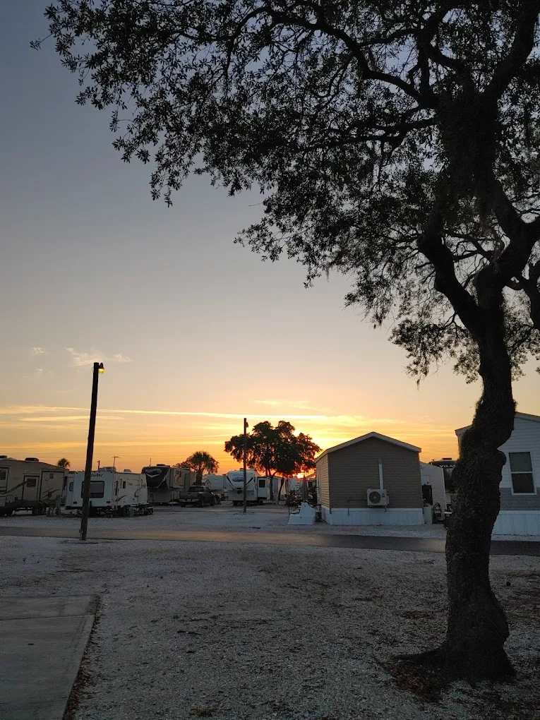 Tampa South RV Resort