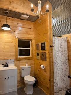 Rocky Acres Retreat