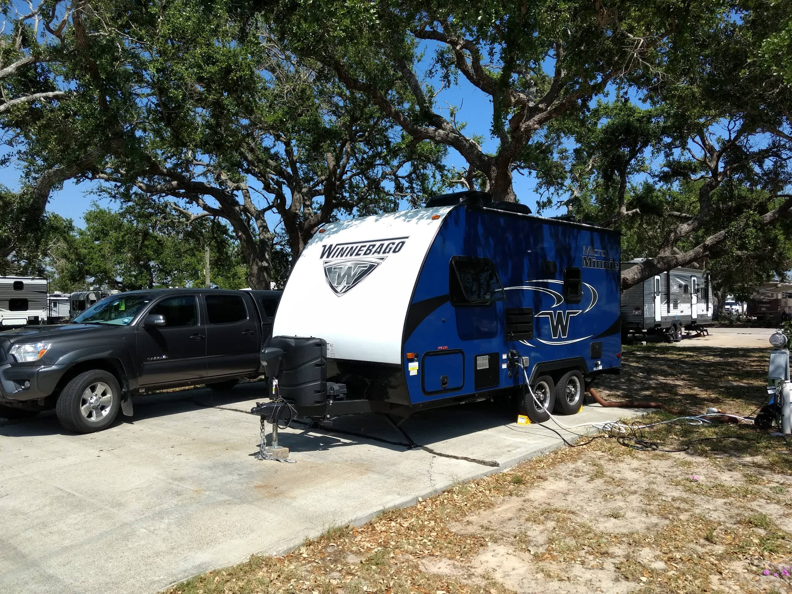 Deluxe Back-In Site