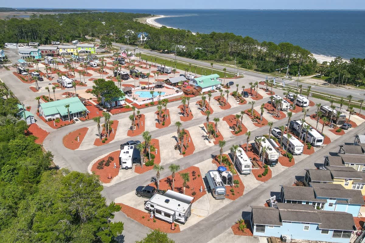 30 Ft RV Back In 10