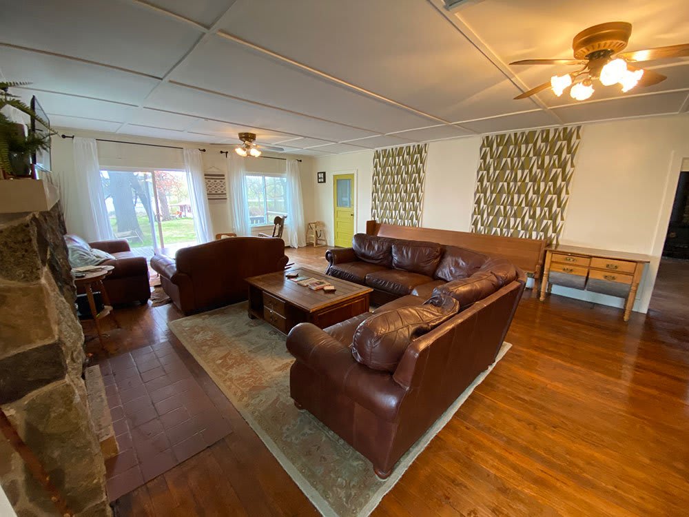 Hunters Lodge