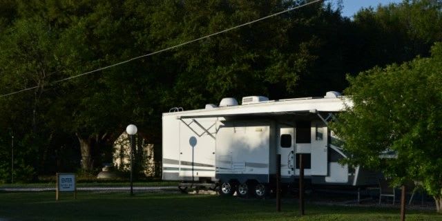 Twin Palms RV Park