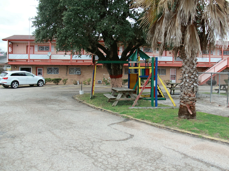 Wildflower Inn & RV Park