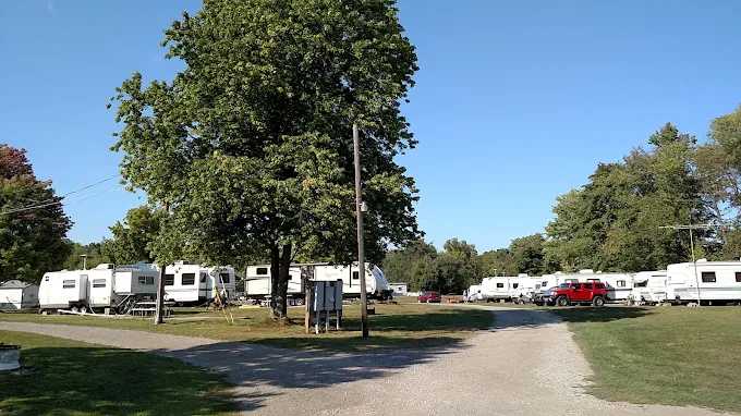 Shangri La By The Lake Campground