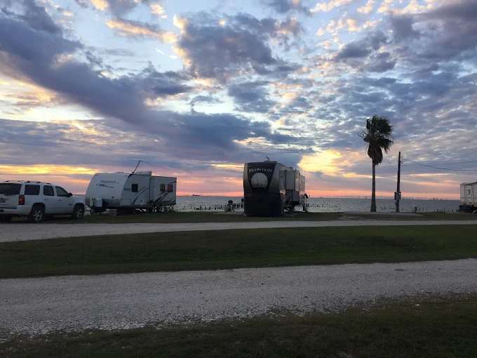 Eagle Point Fishing Camp