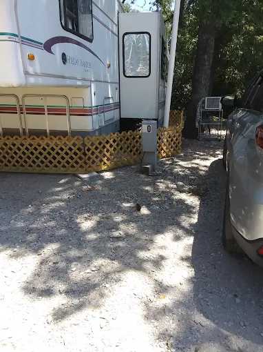 Harlowes RV Park