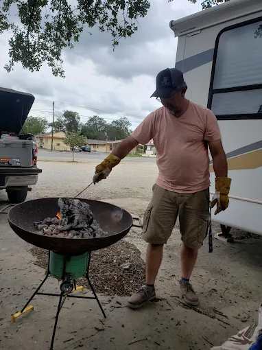 Harlowes RV Park