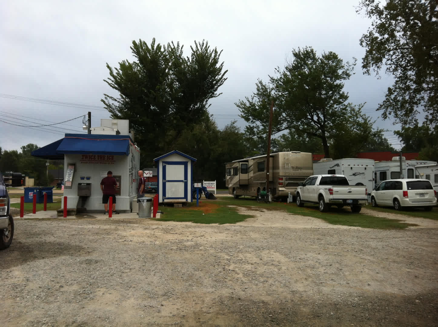 Jefferson Ice Express and RV Park