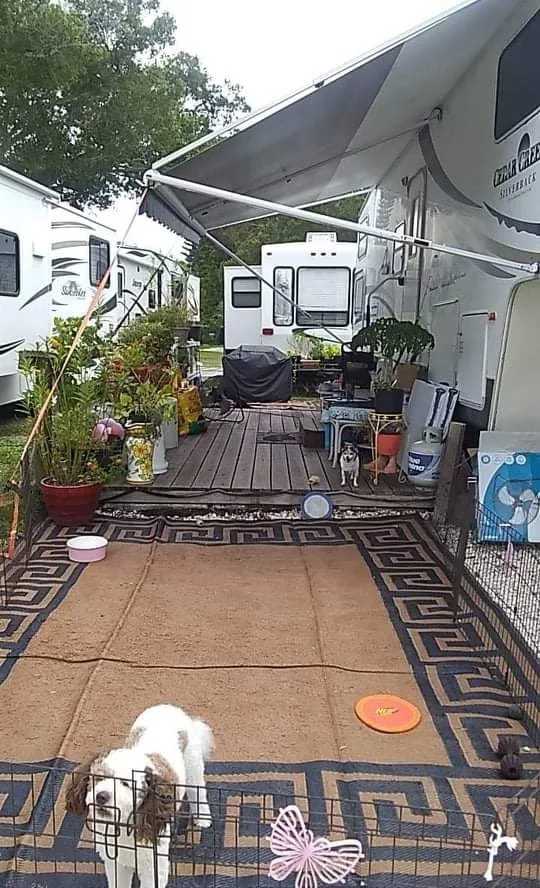 Lees Travel Park