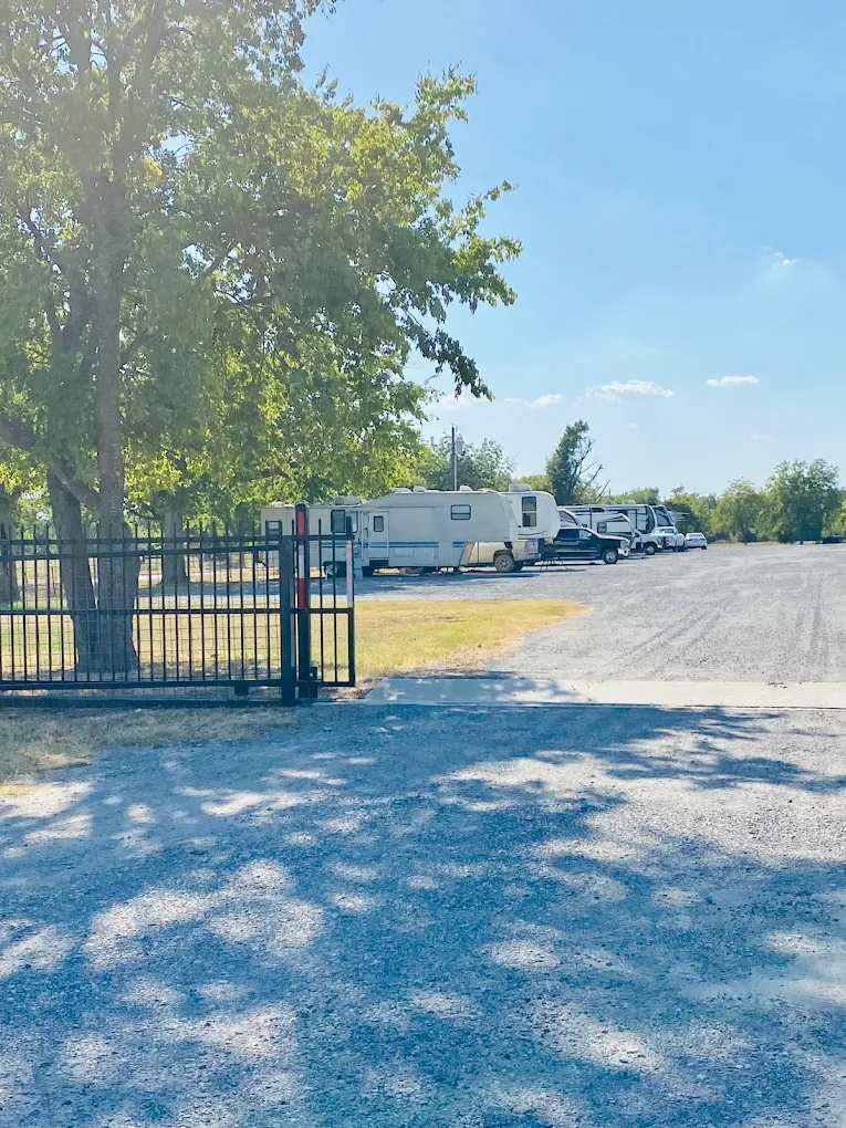 Country Comfort RV Park of Marquez