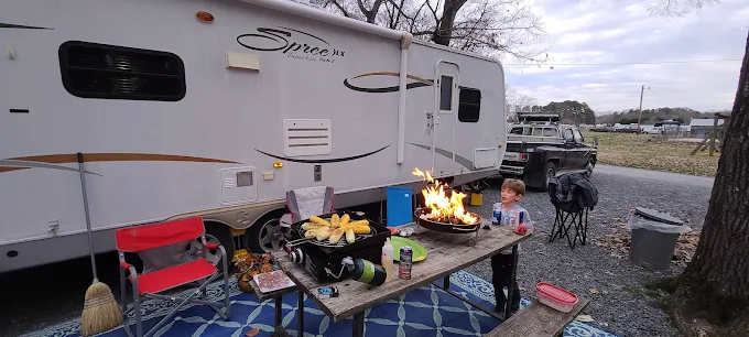 Holly Bluff Family Campground