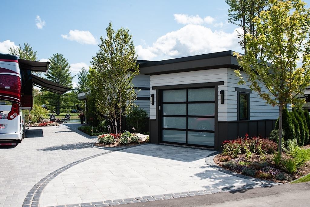 Hearthside Grove Luxury Motorcoach Resort
