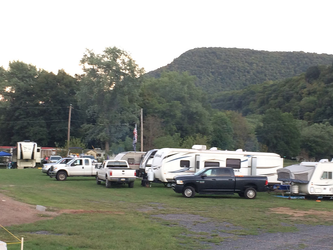 RIVERBANK CAMPGROUND AND COTTAGE RENTAL