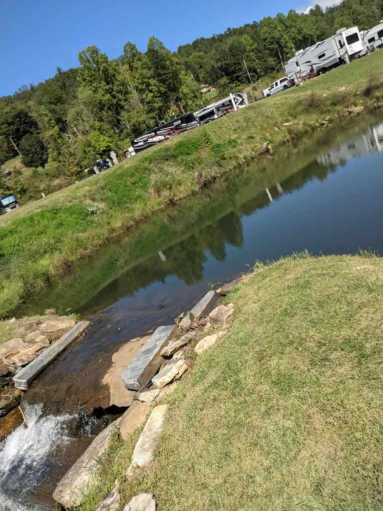 Rivers Edge Mountain RV Resort