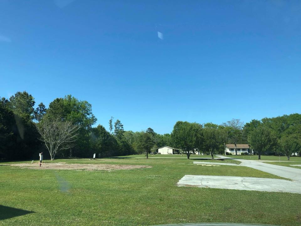 Cedar Creek Resort MHP & RV Sites