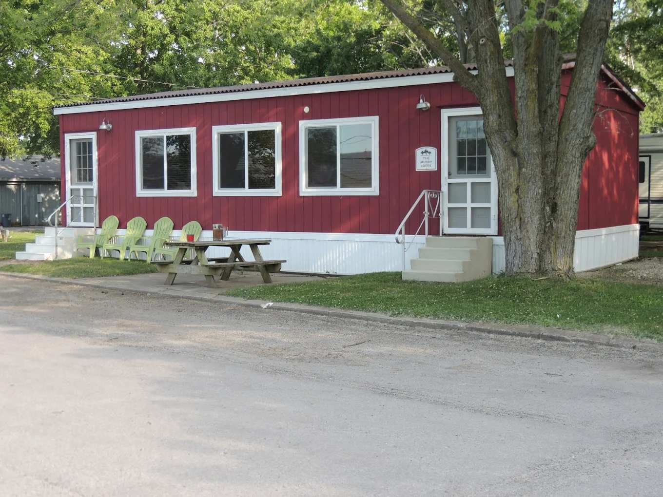 White Caps Motel and RV Park
