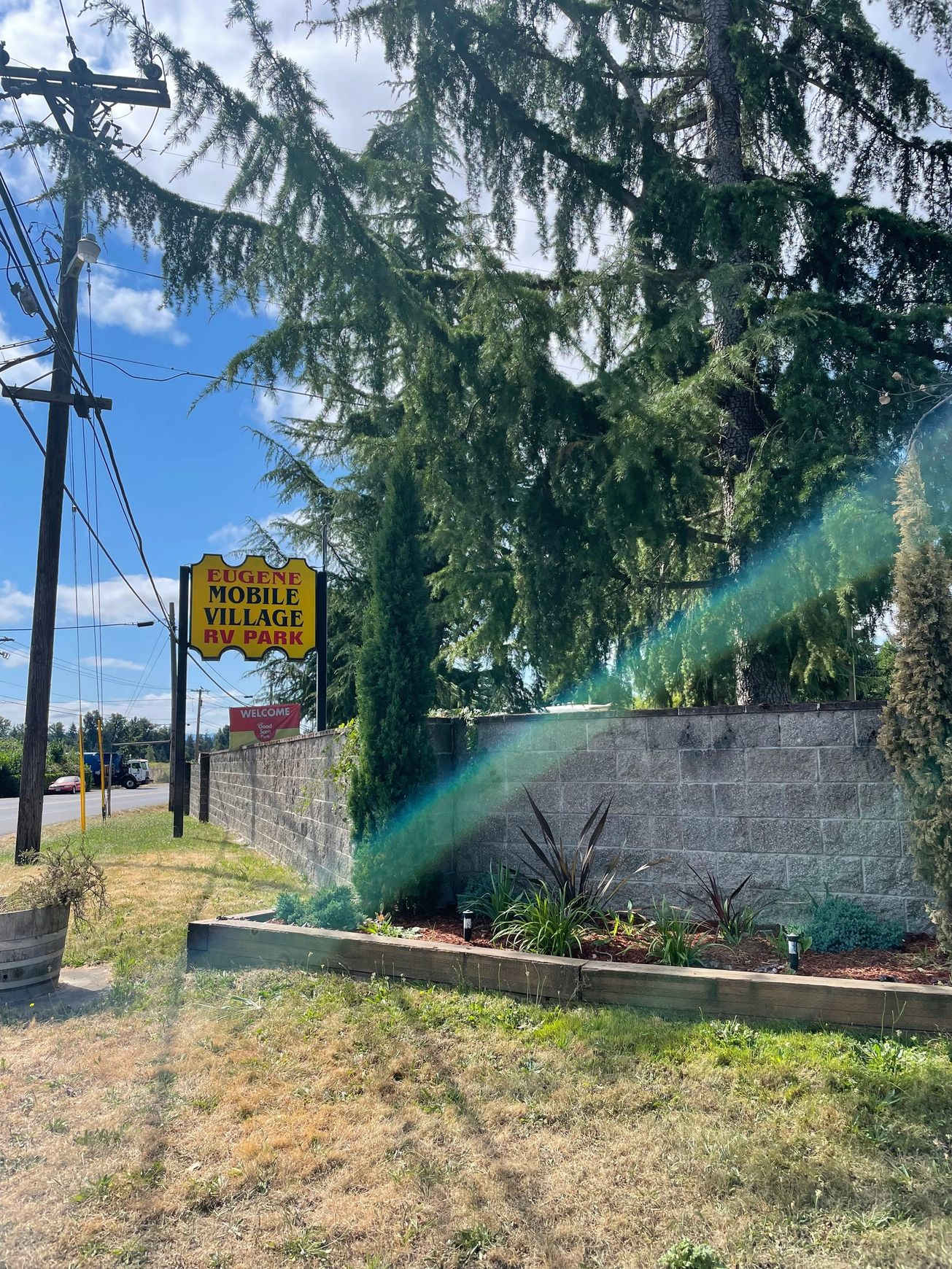 Eugene Mobile & RV Village