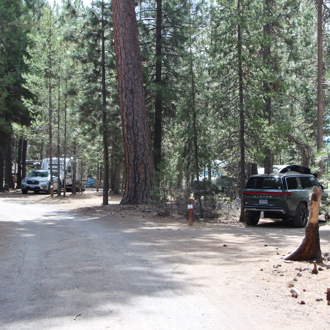 Twin Lakes Resort