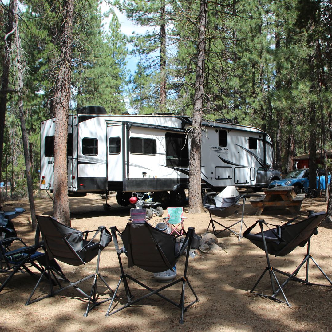 Twin Lakes Resort