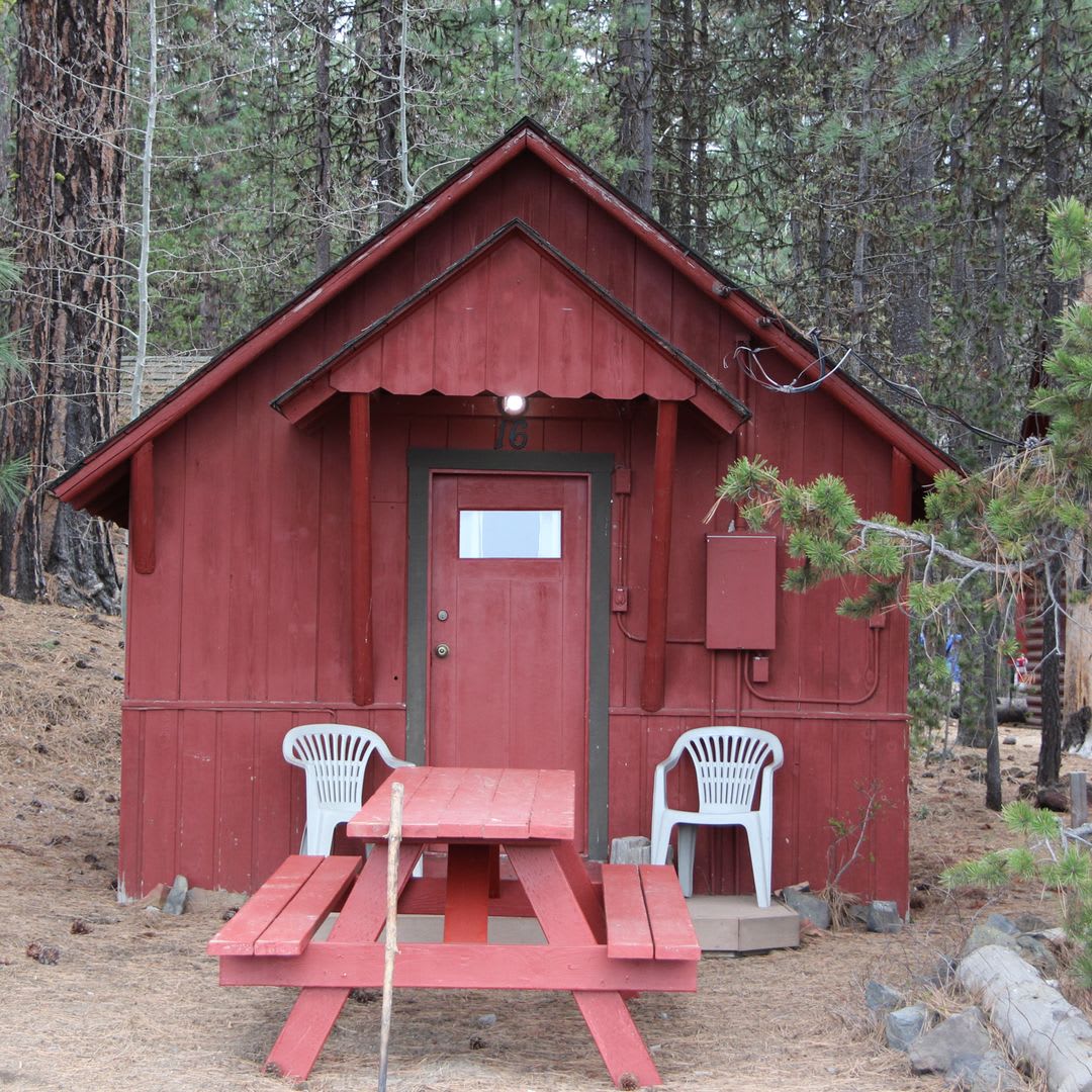 Twin Lakes Resort