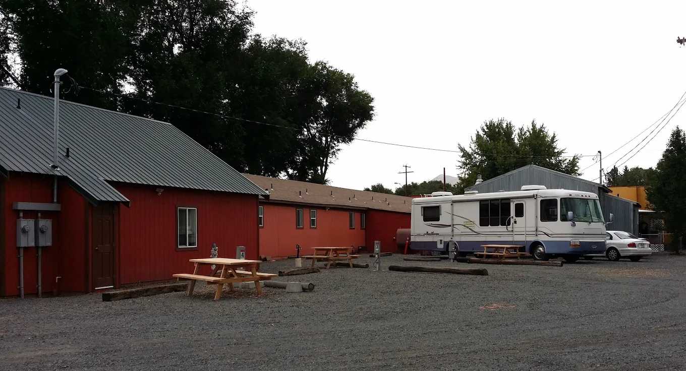 Wild Goose Lodge Motel and RV