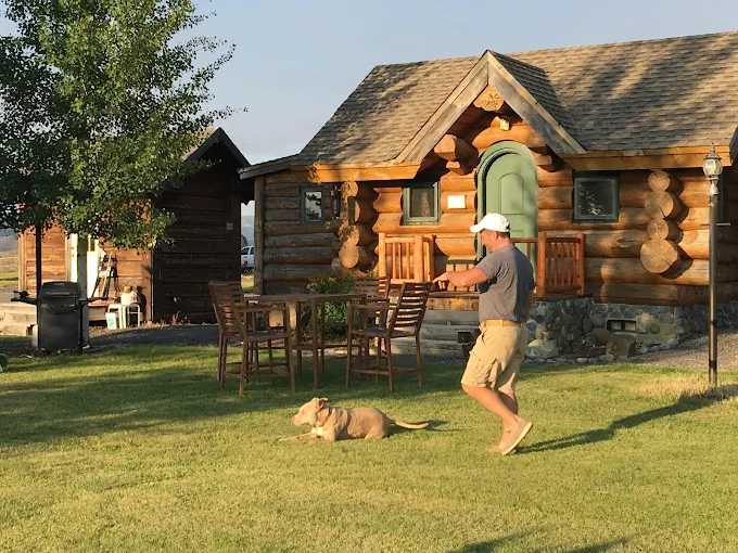 Seneca Timbers Inn & RV Park