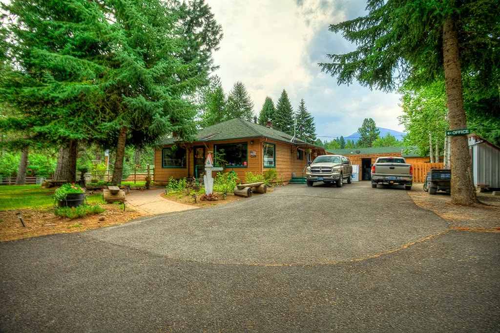 Camp Sherman RV Park & Motel