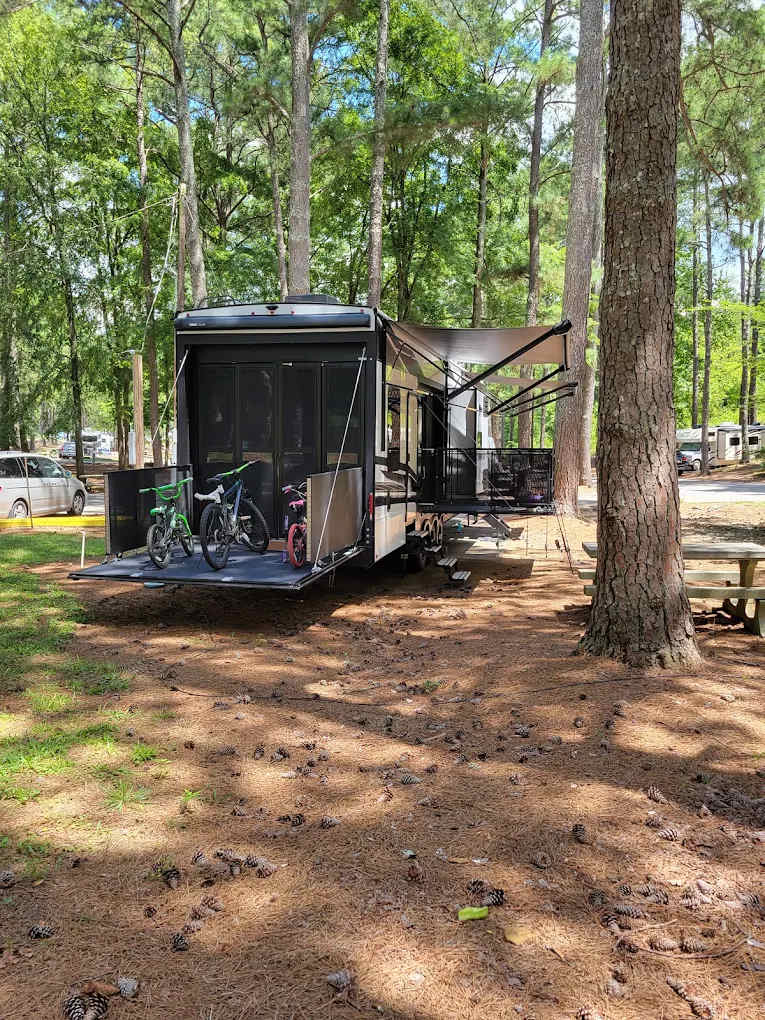Allatoona Landing Marine Resort