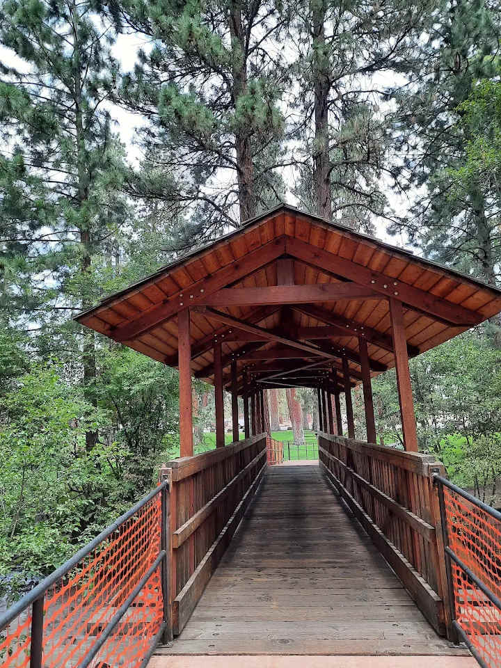 Sisters Creekside Campground