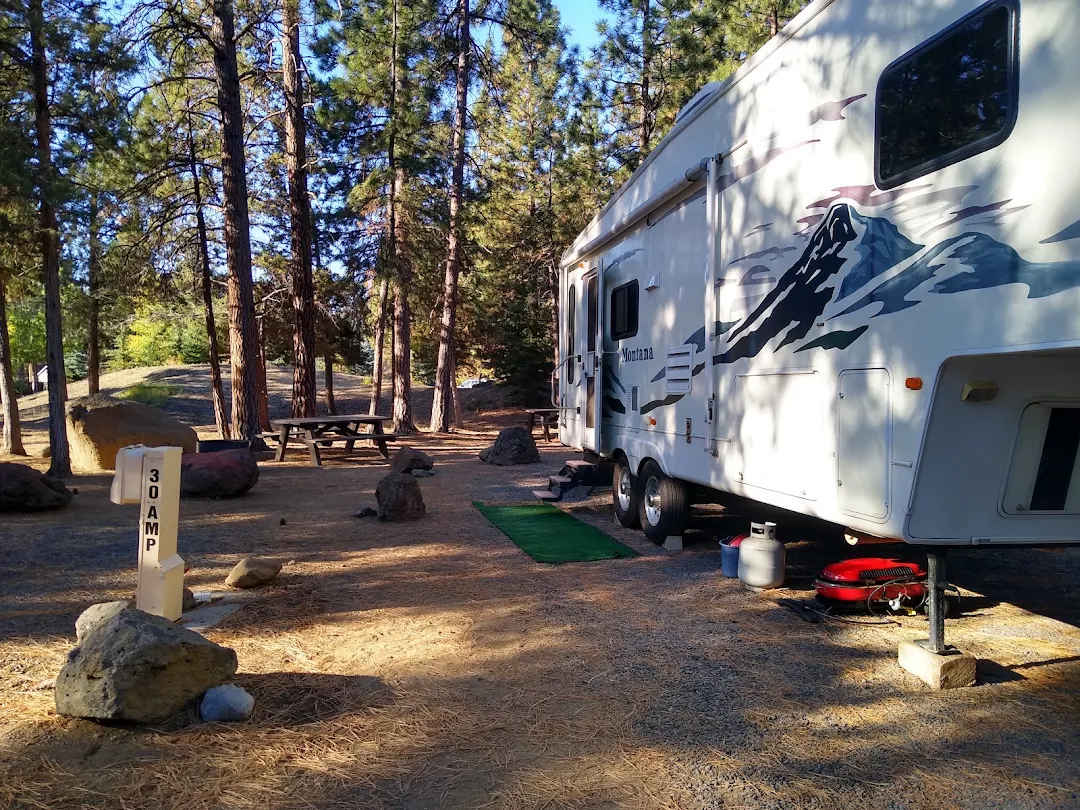 Sisters Creekside Campground
