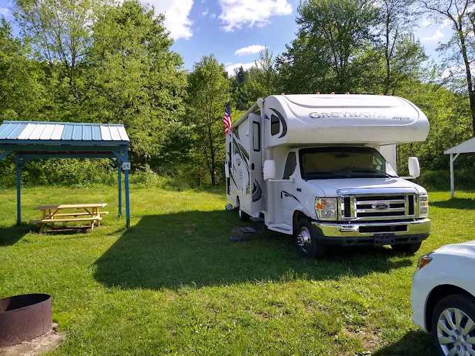 ELK CROSSING 555 - CAMPGROUND