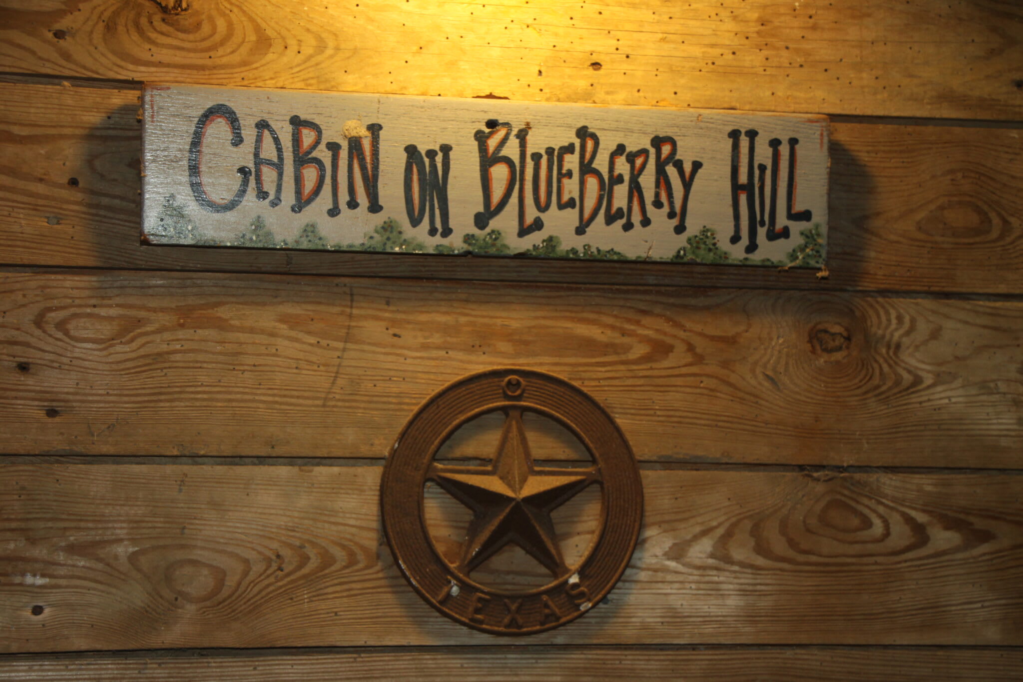 Ethridge Farm, Log Cabin Bed and Breakfast