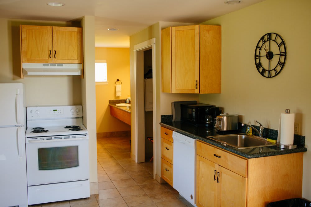 Life Northwest RV and Lodging