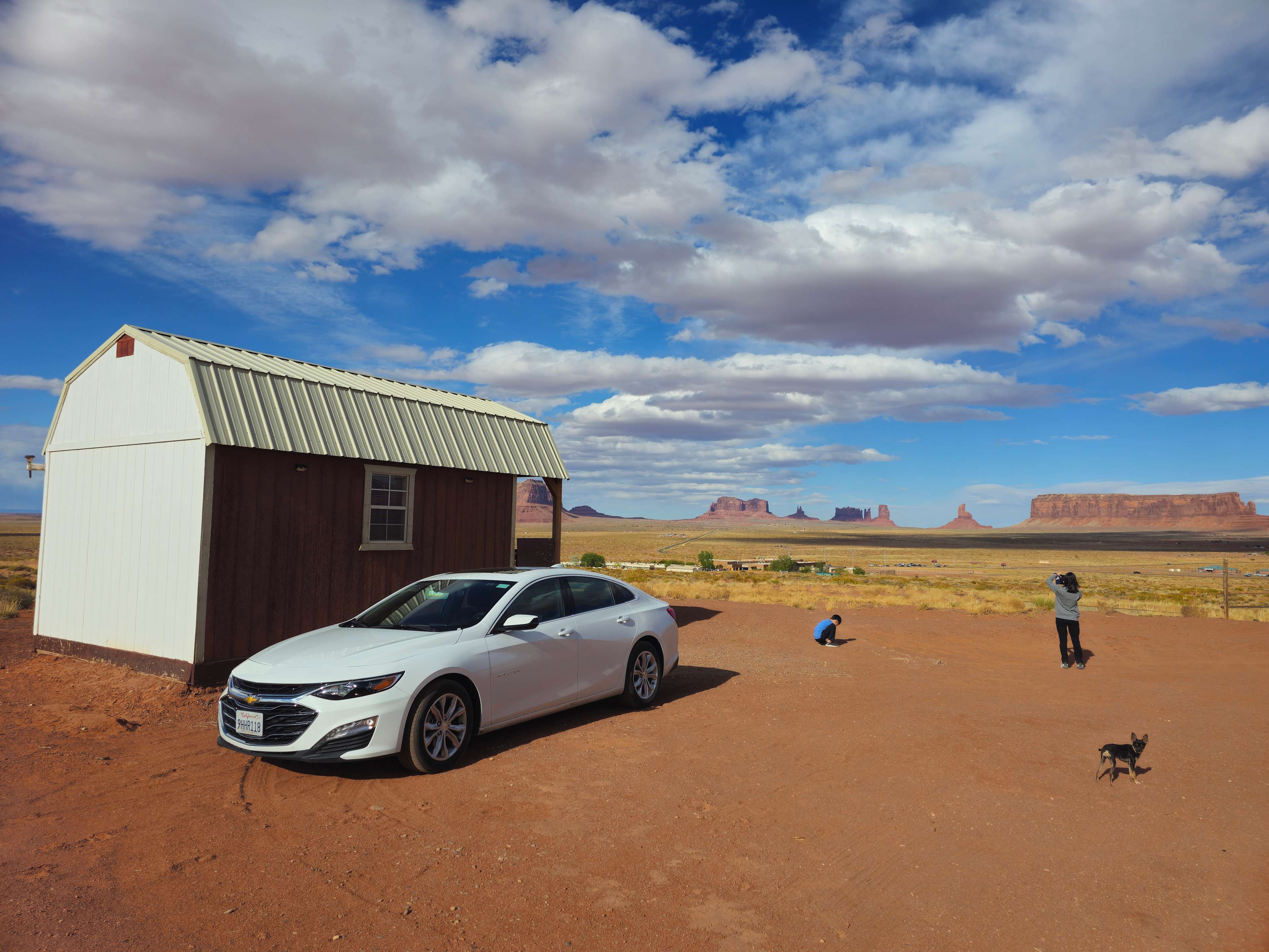 The bathroom is not in the cabin, but you can use the clean bathroom in the main building right next door. 