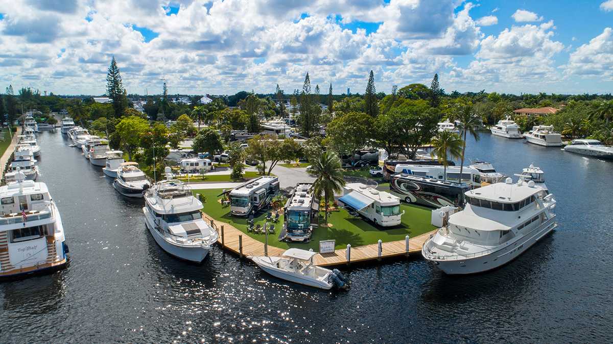 Yacht Haven Park and Marina