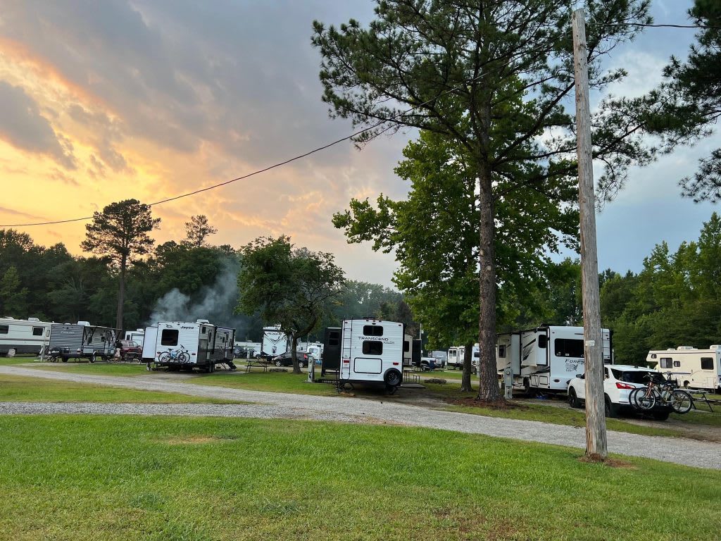 Kamper's Lodge Campground