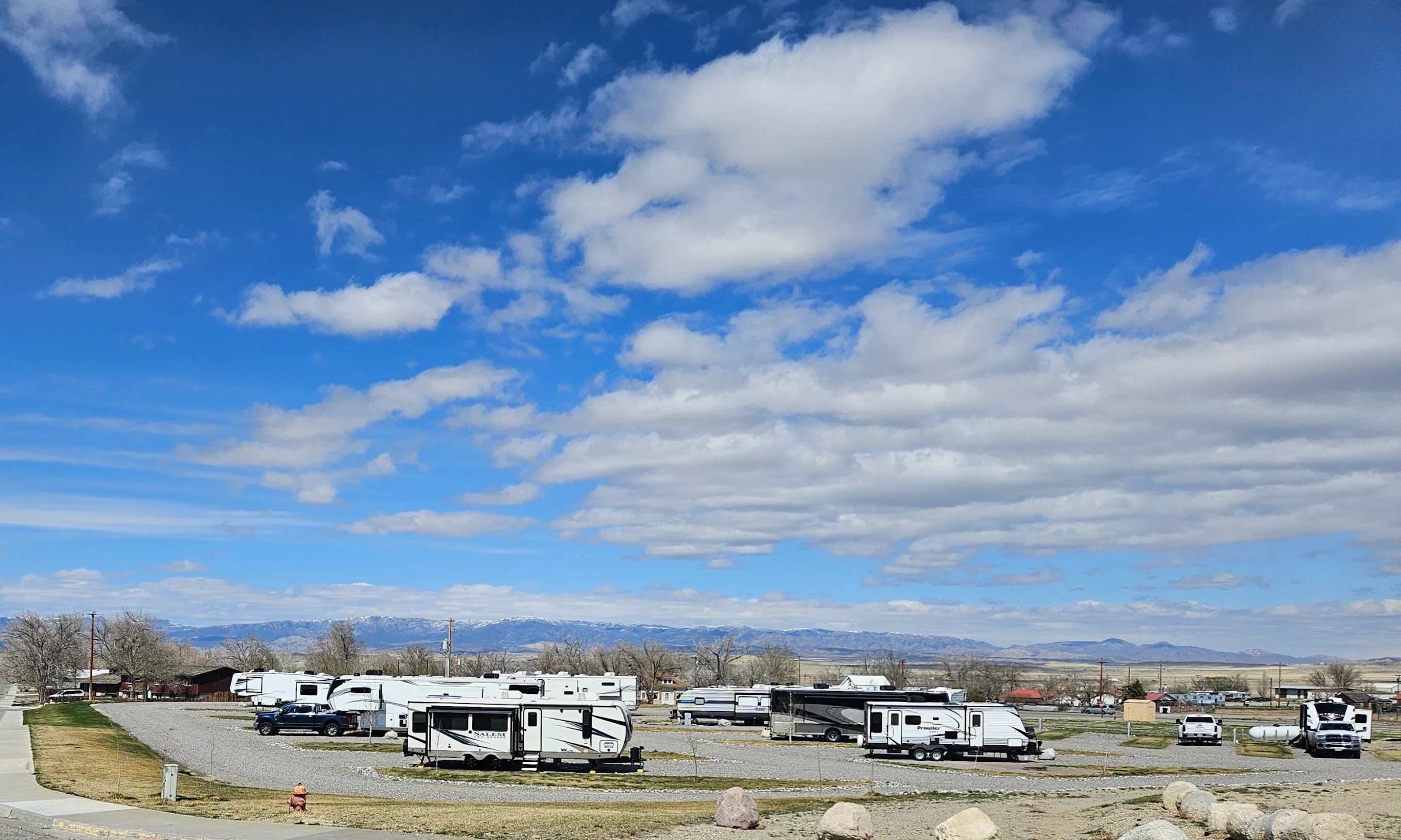 Standard Full Hookup Back-In RV Site (1)