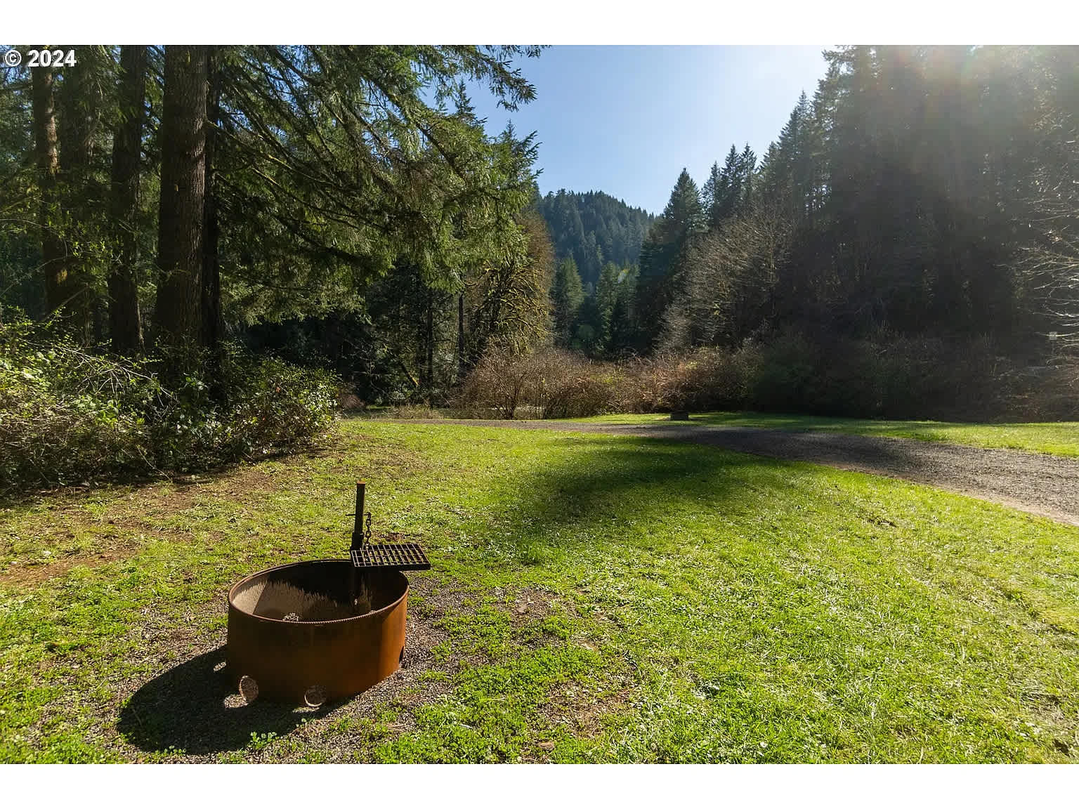 Creekside Retreat At Triangle Lake