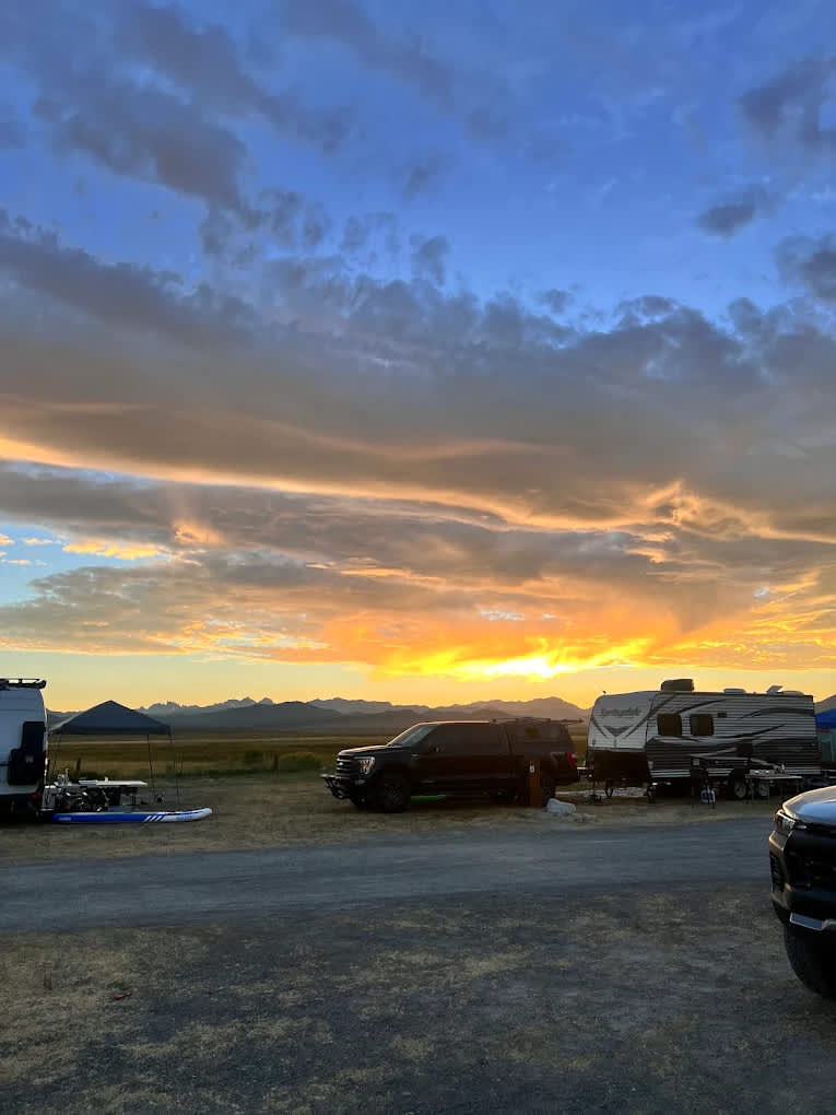 Brown's Owens River Campground
