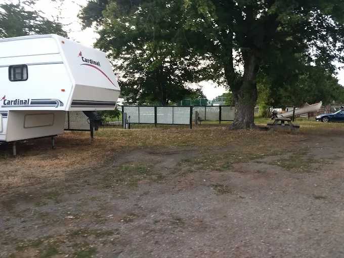 The Historic Union Hotel & RV Park
