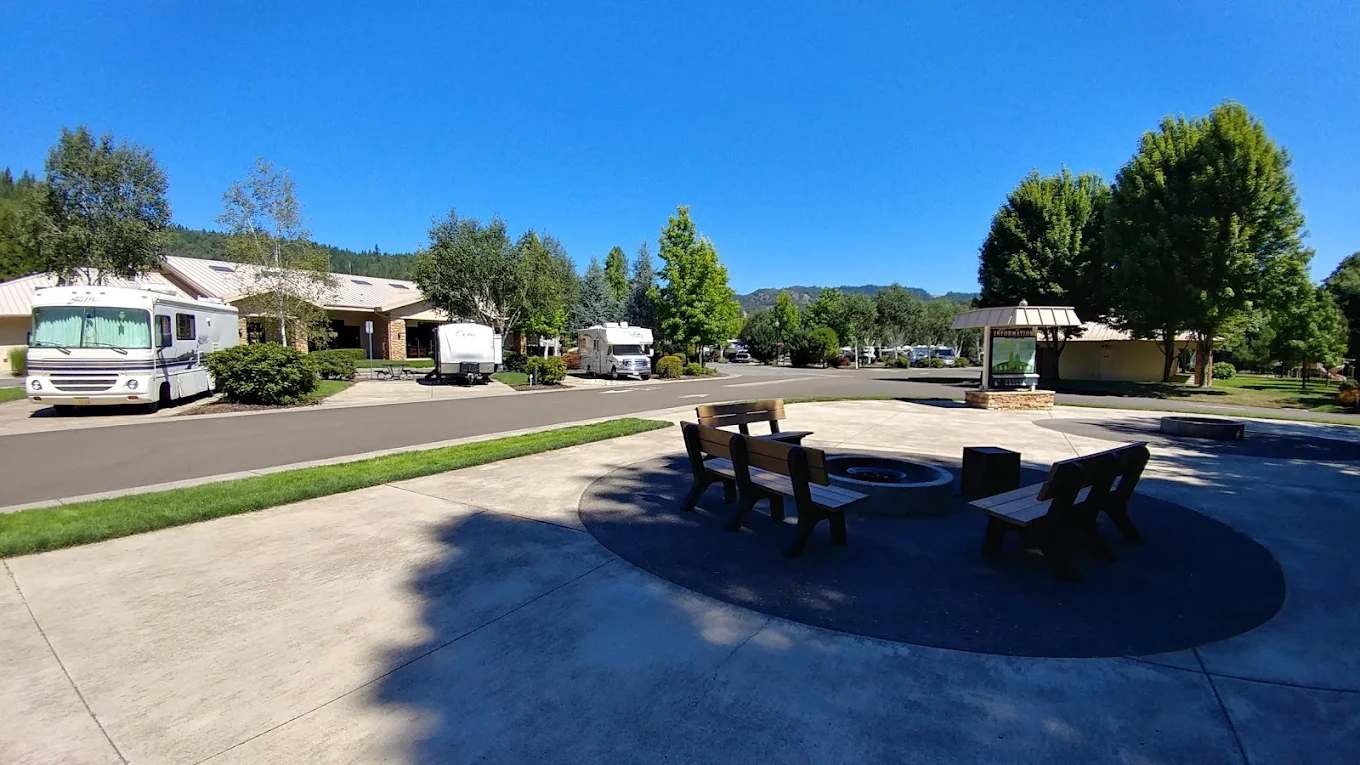Seven Feathers RV Park