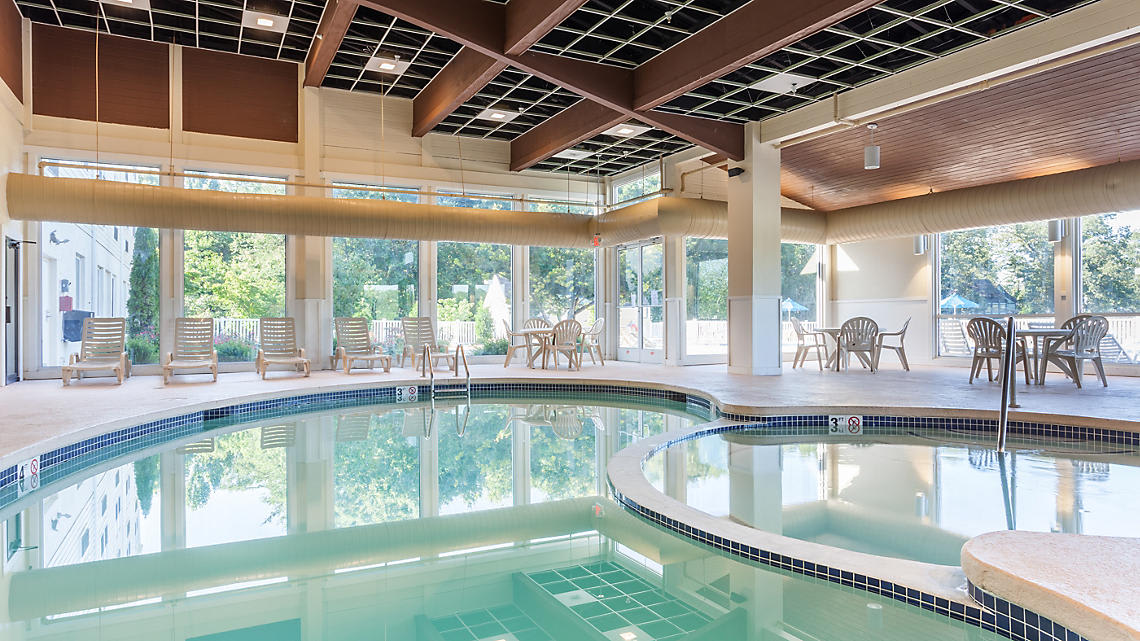 Shenandoah Crossing Resort and Country Club