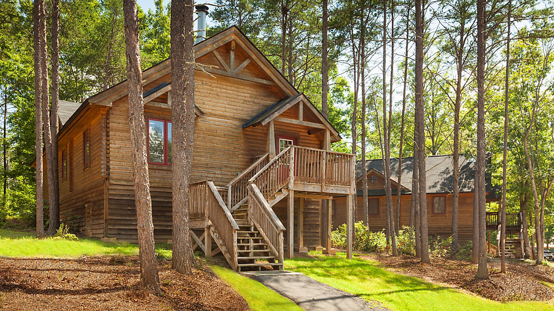 Shenandoah Crossing Resort and Country Club