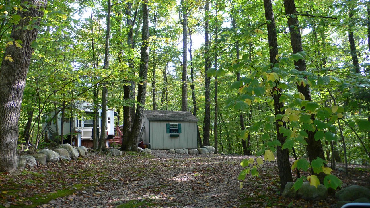 Benchmark Hideaway Campground